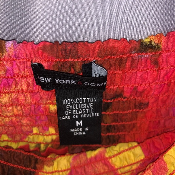 New York and Company medium elastic floral skirt - Picture 4 of 5